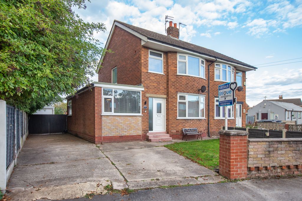 Property photo 1 of 23
