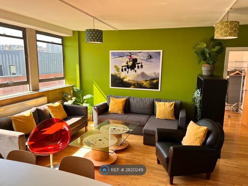 Property photo 1 of 9