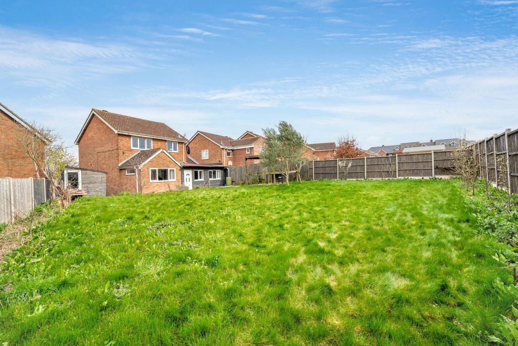 Property photo 1 of 16