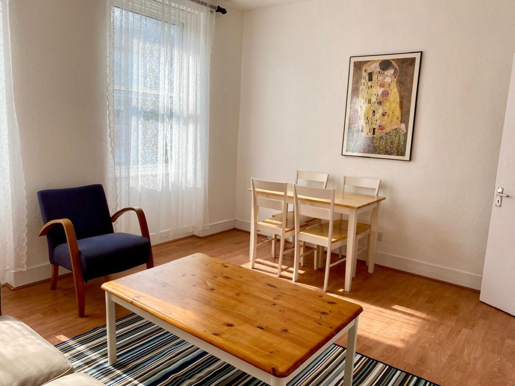 Property photo 2 of 6 8Dd0737F-7d13-4c25-9Ab2-A158E8A10d9c