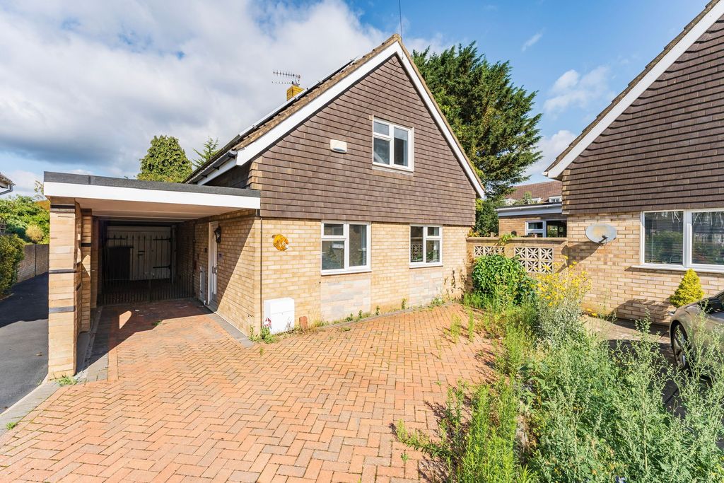 Property photo 1 of 18