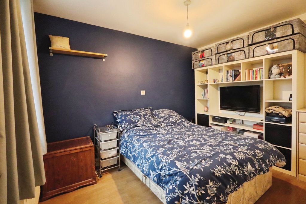 Additional image 12 of 4 bed semi-detached house for saleBranston Road, Burton-On-Trent DE14