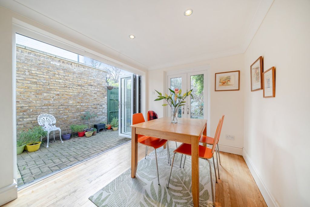 Property photo 2 of 21 Picture No. 02