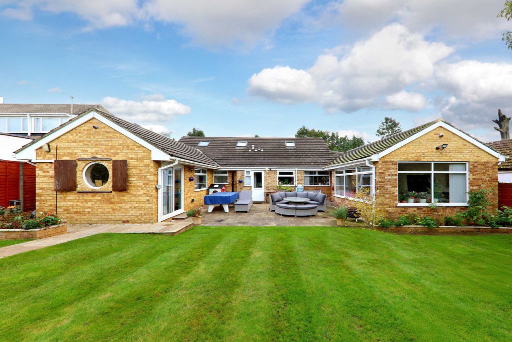Property photo 2 of 15
