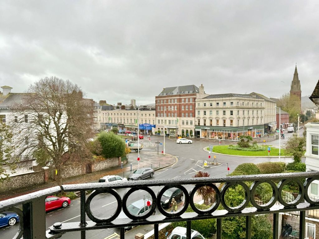 Property photo 3 of 11 Picture No. 11