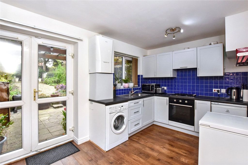Property photo 3 of 30 Picture No. 11