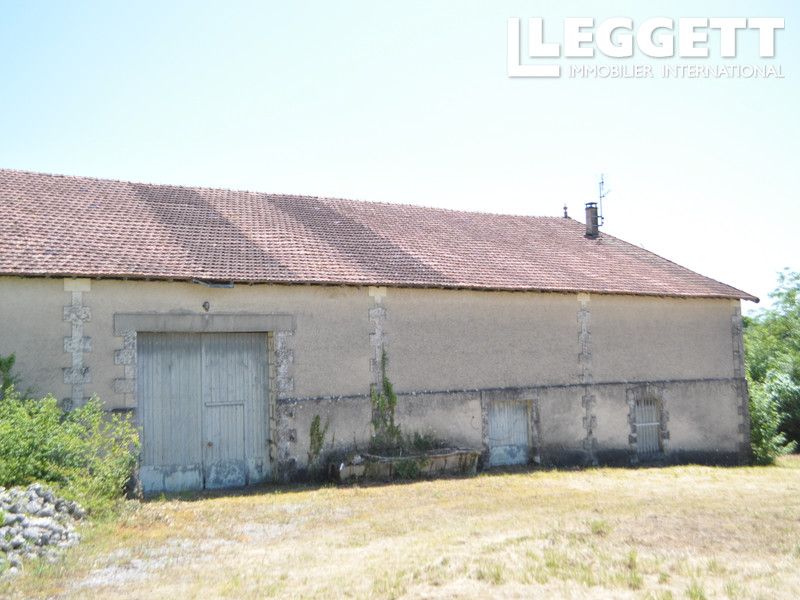 Property photo 2 of 10