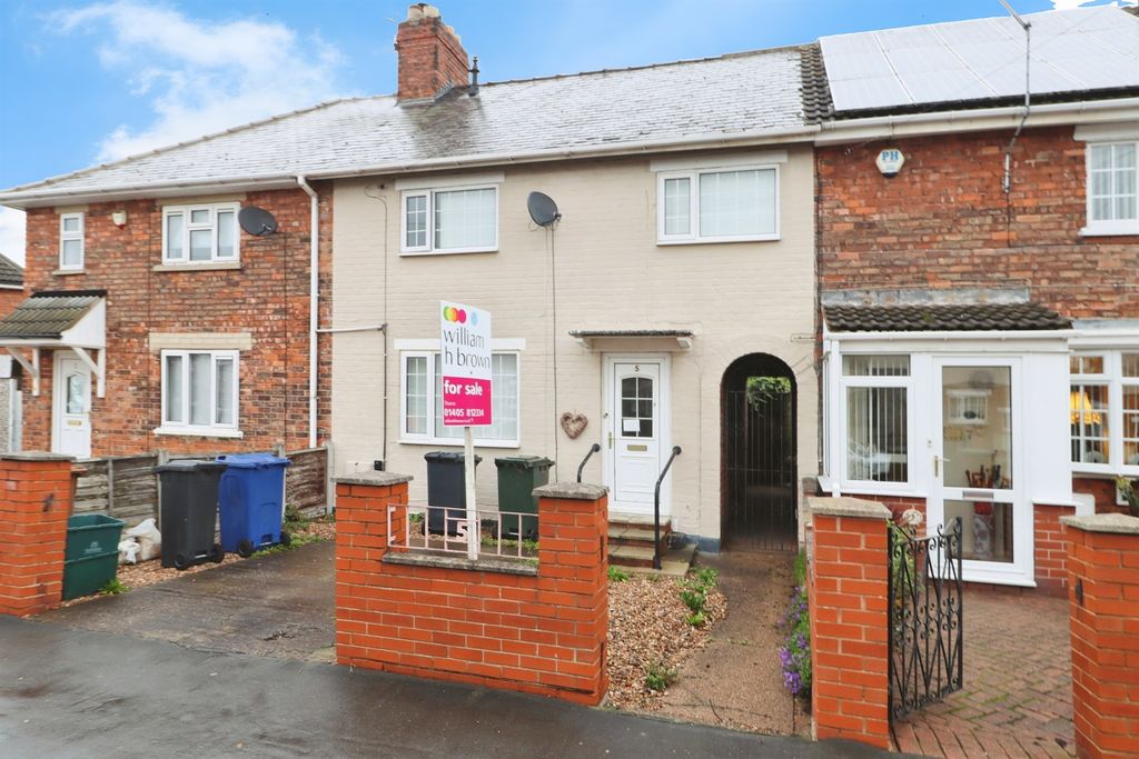 Property photo 1 of 10