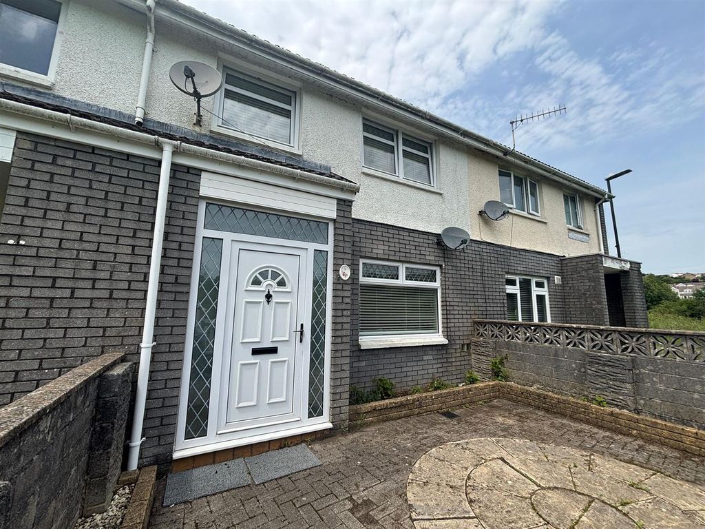 Property photo 1 of 29 9 H (22).Jpeg