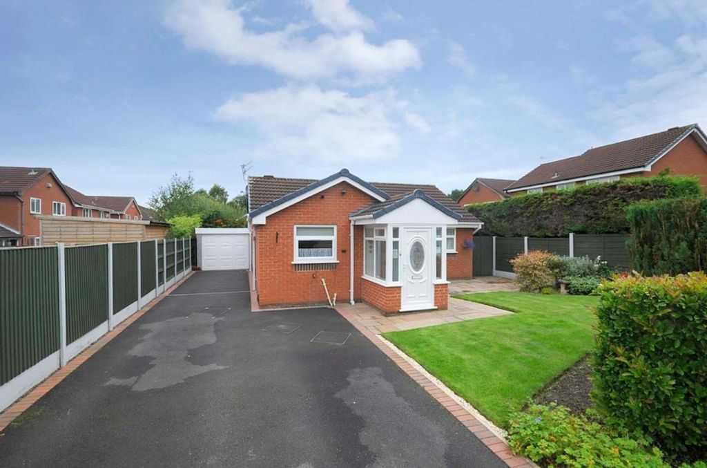 Property photo 1 of 17