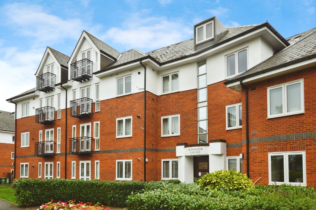 Property photo 1 of 8