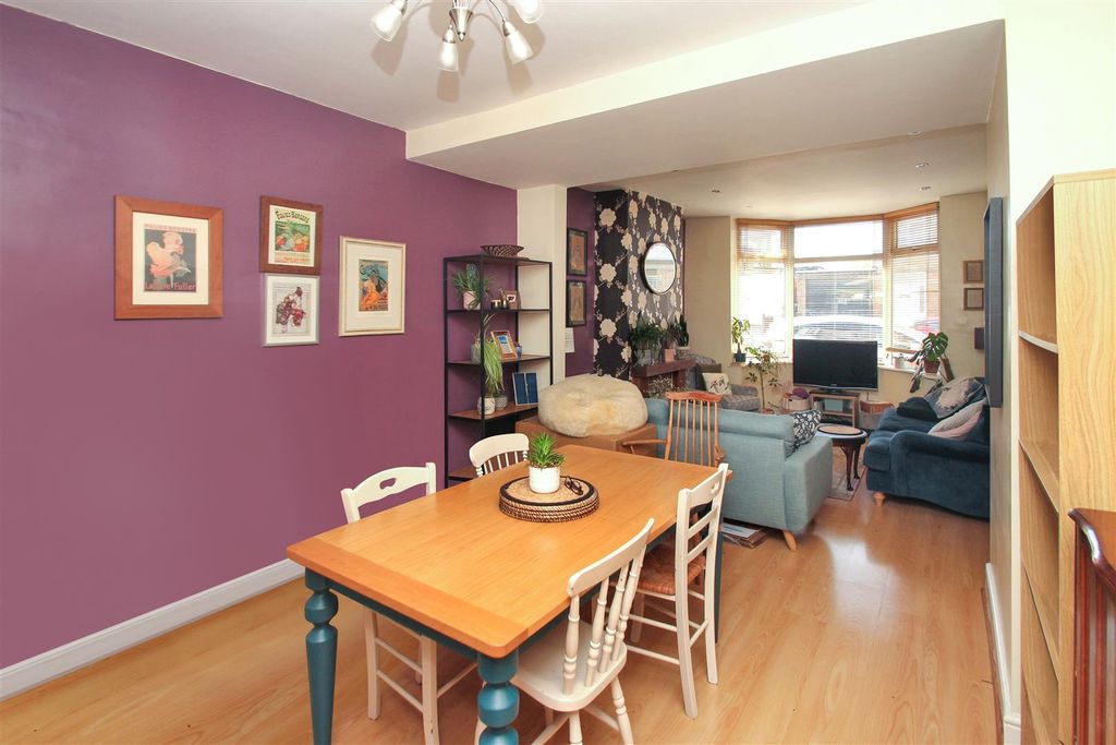 Property photo 3 of 9 Img_0073.Jpg