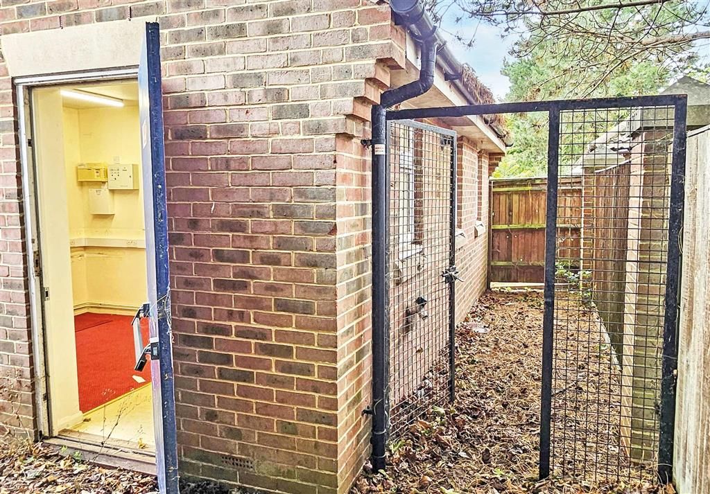 Property photo 2 of 5