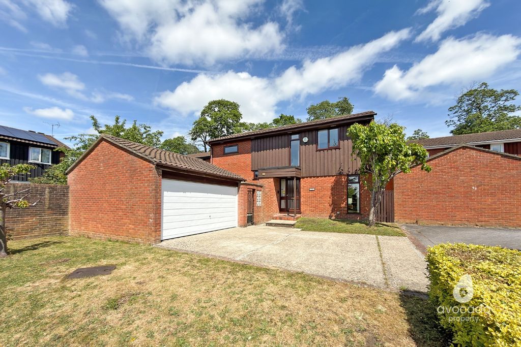 Property photo 1 of 18 4989862