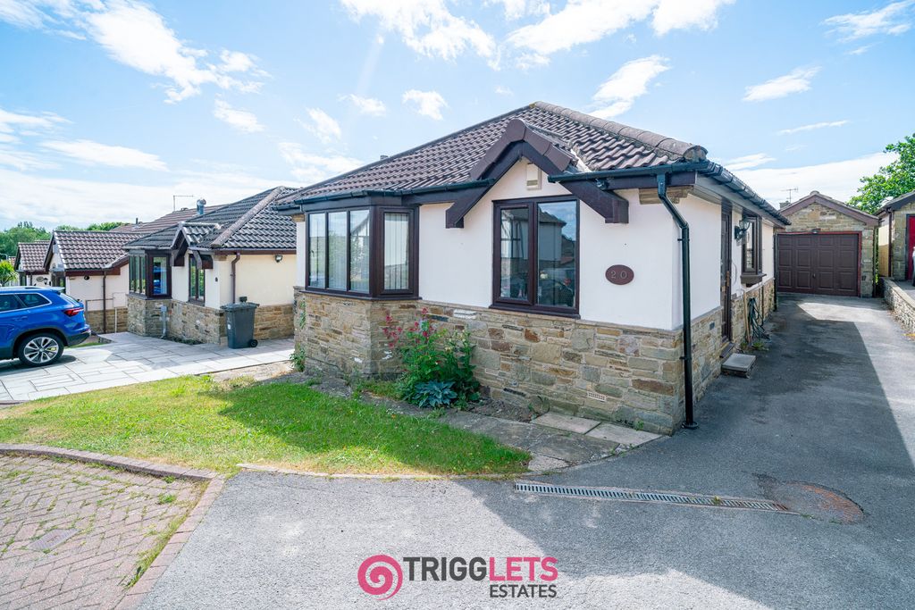 Property photo 2 of 21