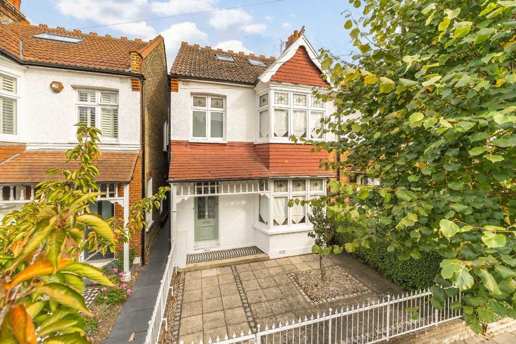 Property photo 1 of 12