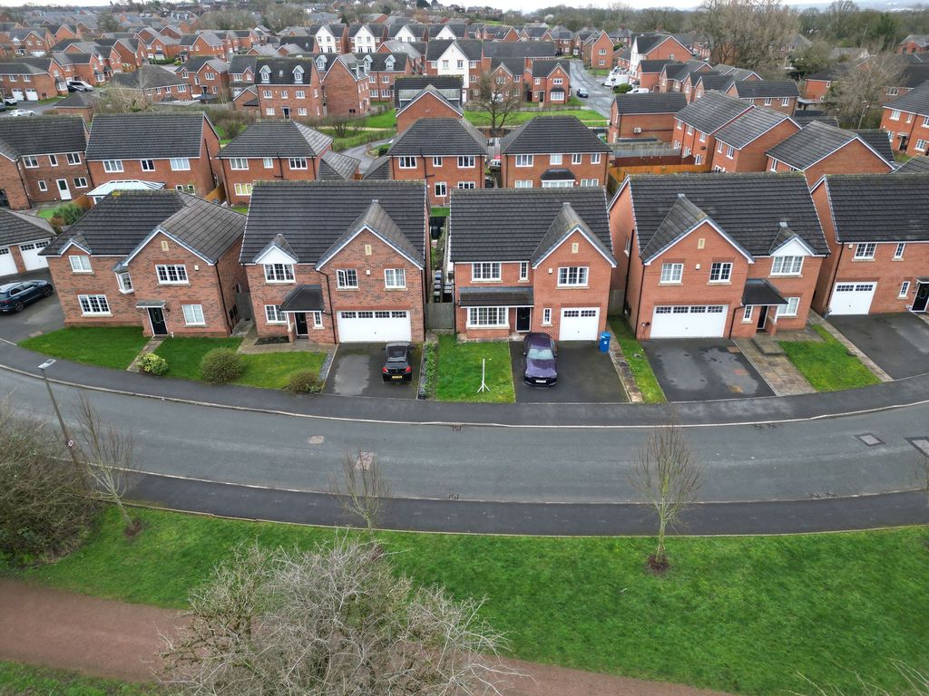 Property photo 1 of 26