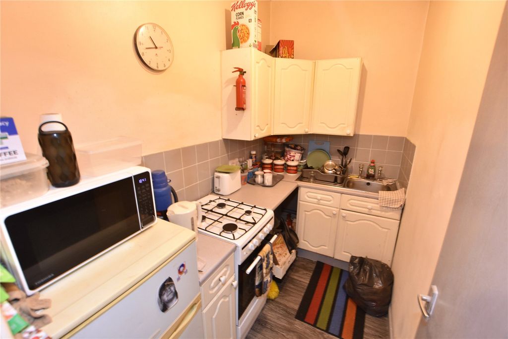 Property photo 2 of 15 Picture No. 06