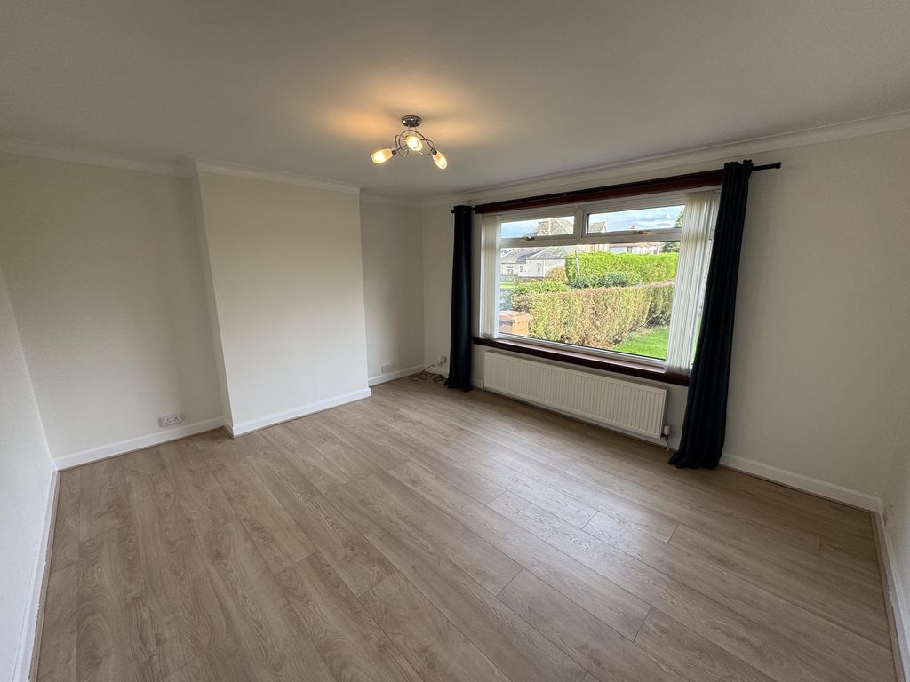 Property photo 2 of 38