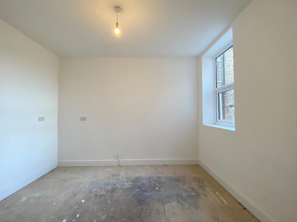 Property photo 3 of 9 Photo 3