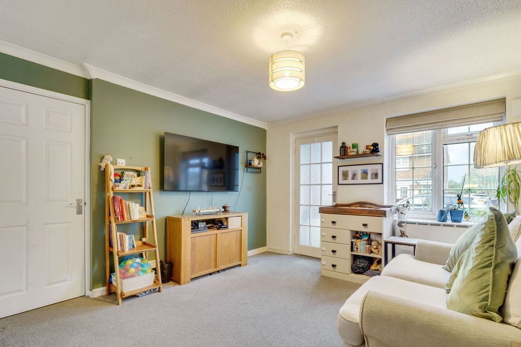 Property photo 3 of 13