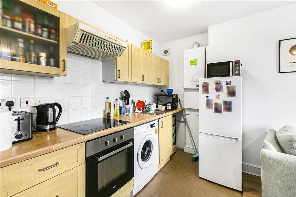 Property photo 3 of 15 Kitchen