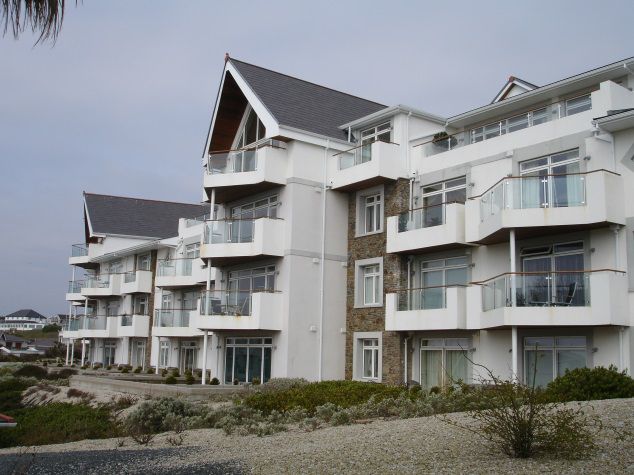 Property photo 2 of 11 Majestic Apartments