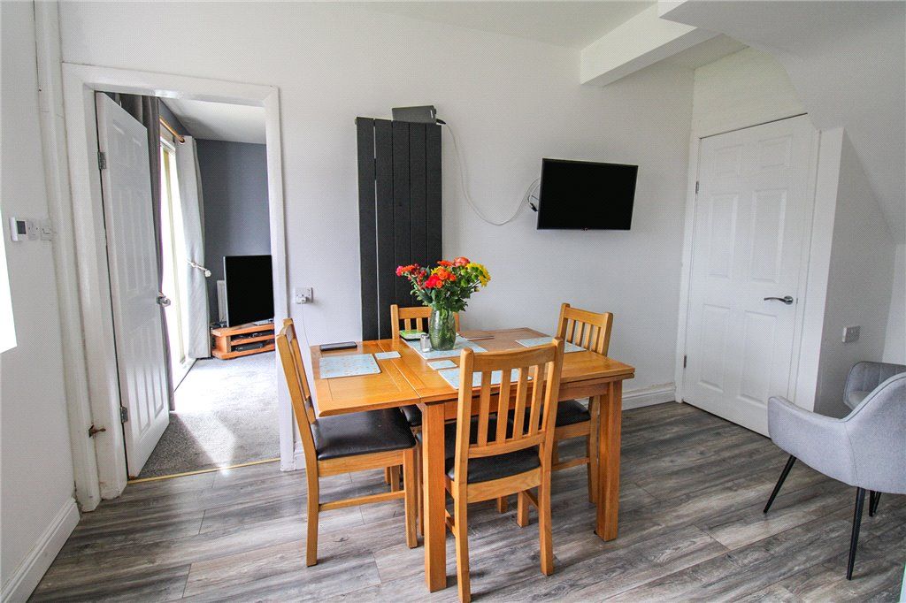 Property photo 3 of 13 Dining Area