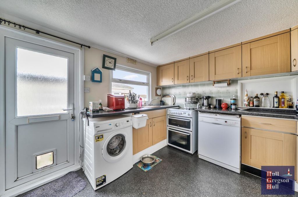 Property photo 3 of 15 0ee9F154-7d0E-4806-ba19-Eeba8145Ec26.Jpg