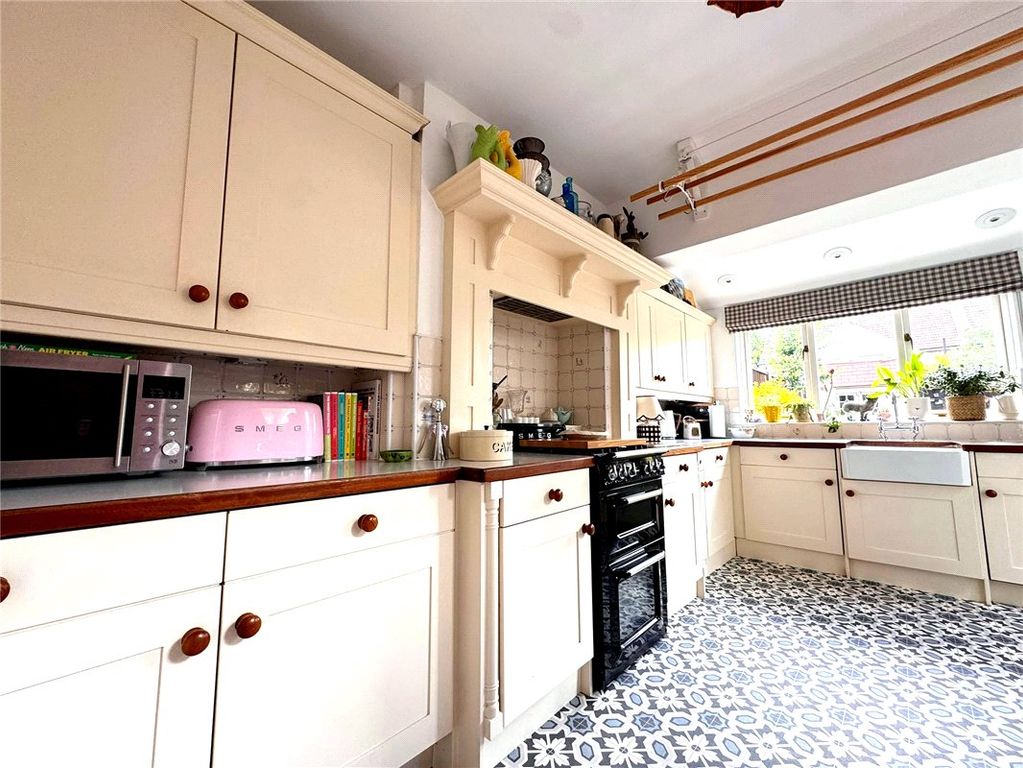 Property photo 3 of 19 Picture No. 49