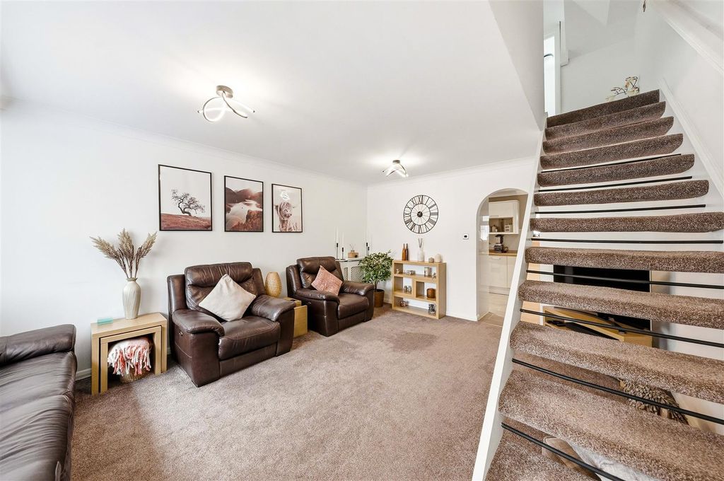 Property photo 3 of 26 Photos-3.Jpg