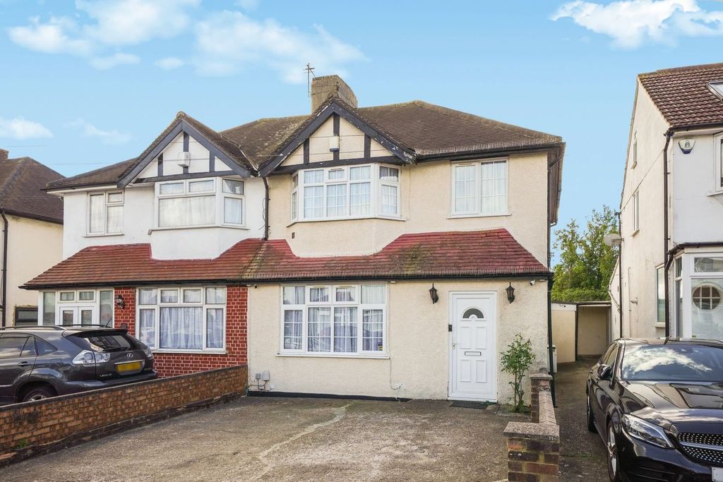 Property photo 1 of 26