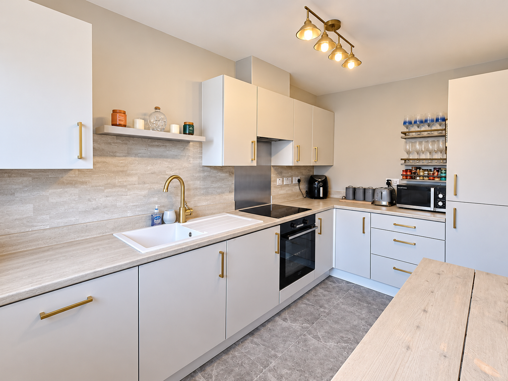 Property photo 1 of 15 Kitchen