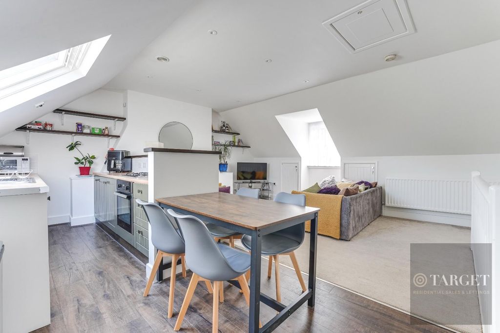 Property photo 3 of 13 St Marks Road-10.Jpg