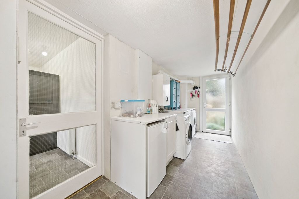 Additional image 7 of 5 bed detached house for saleCraigie Place, Perth PH2