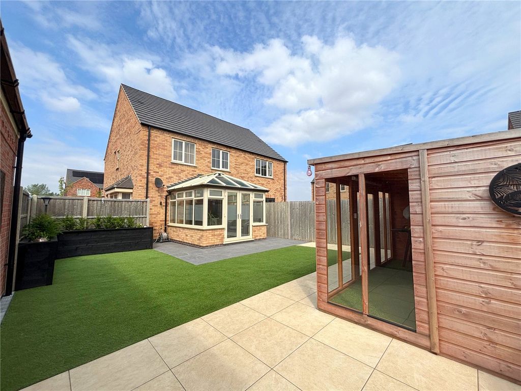 Property photo 2 of 14 Picture No. 10