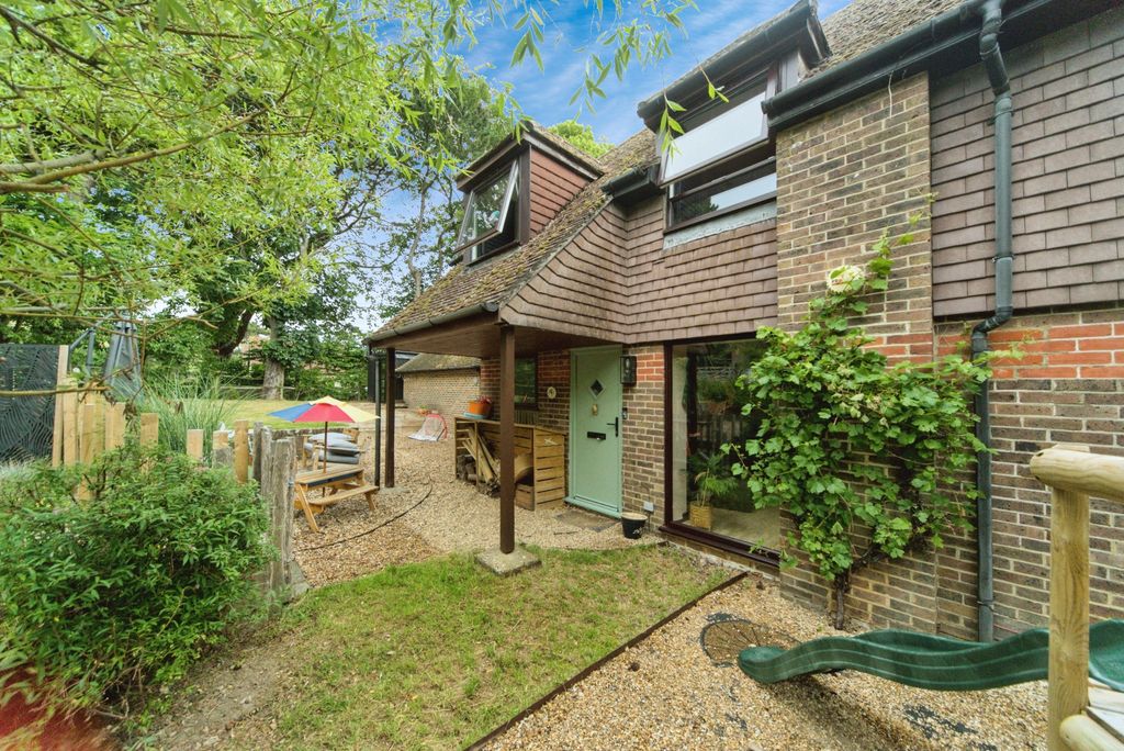 Property photo 1 of 25 Photo #1