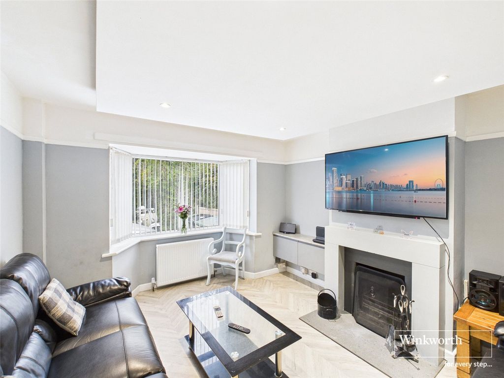 Property photo 3 of 17 Picture No. 58