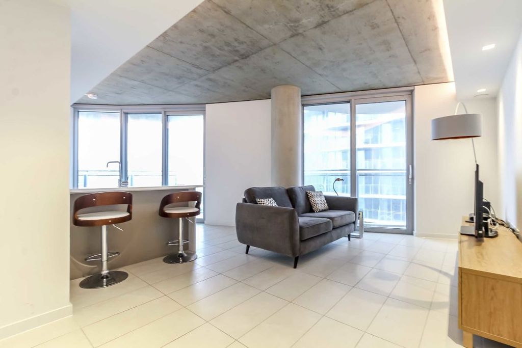 Property photo 3 of 3