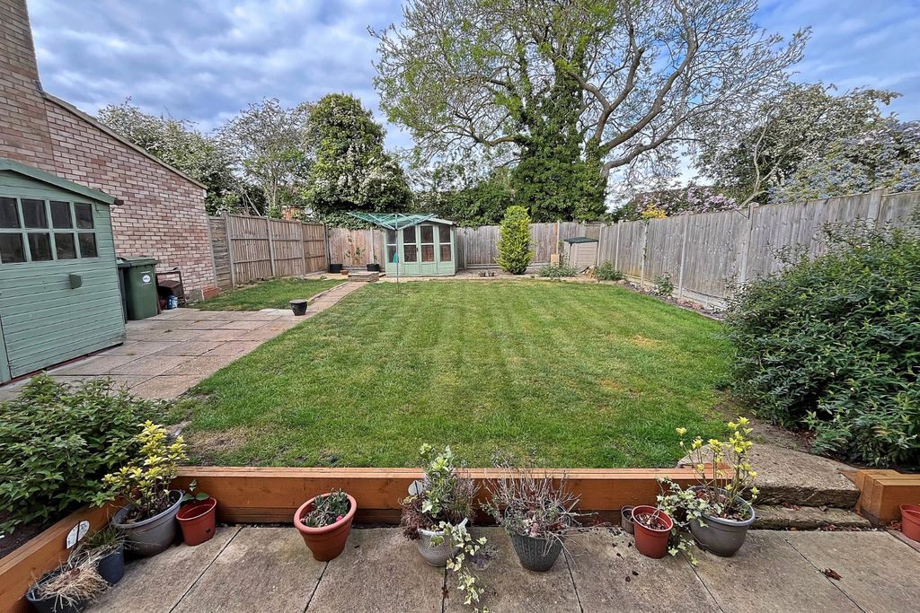 Property photo 2 of 13 5018425