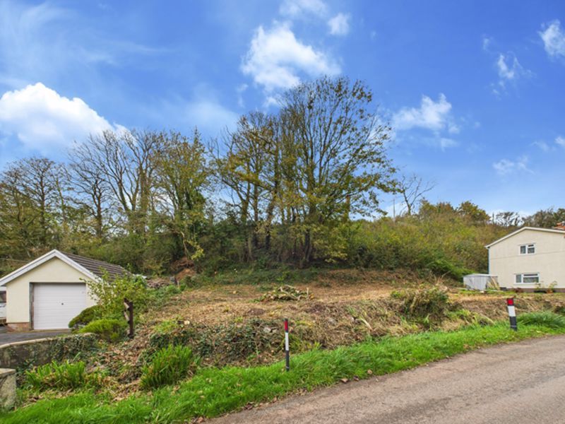 Property photo 1 of 7 Photo 7