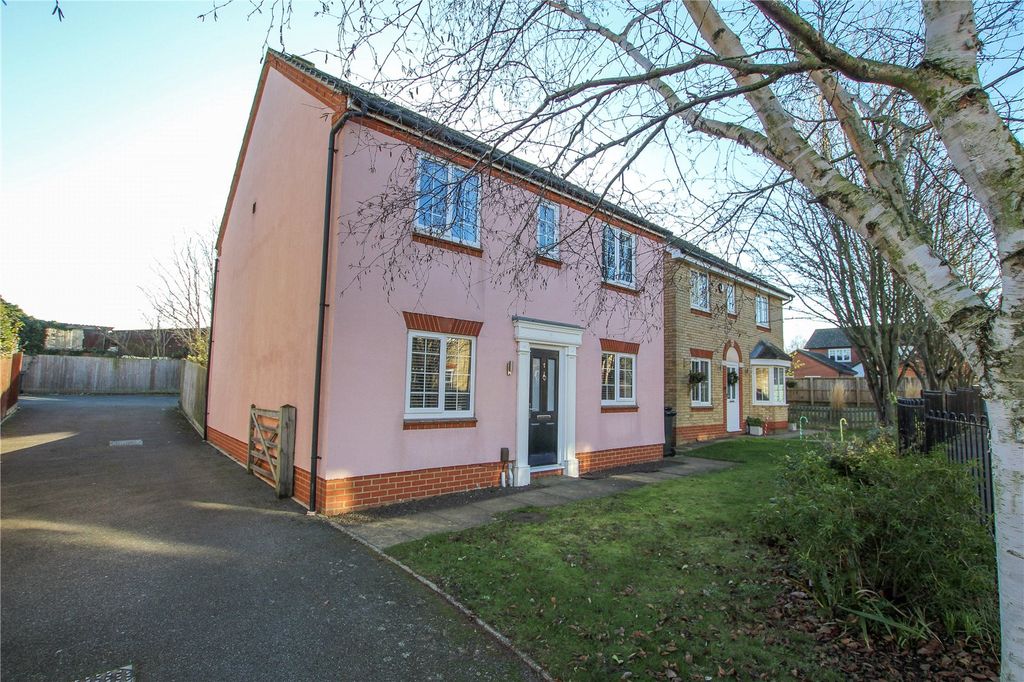 Property photo 1 of 23 Front Aspect.