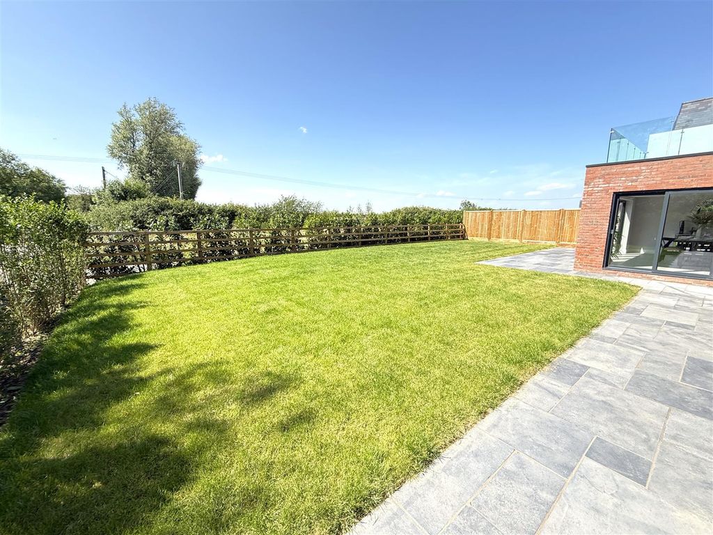 Property photo 2 of 51 Img_9818.Jpg