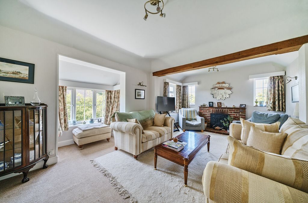 Property photo 2 of 24 1289492-13-682ce7...