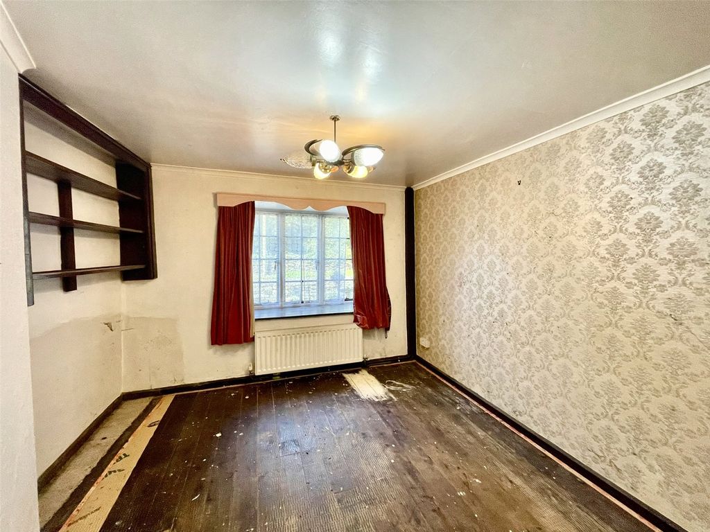 Property photo 2 of 12 Picture No. 04