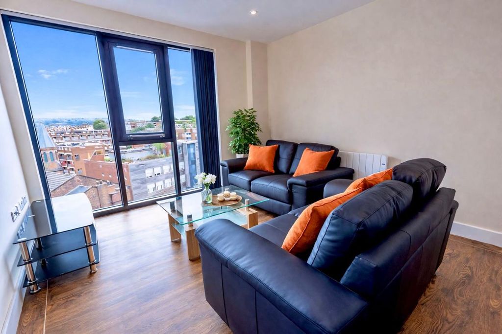 Property photo 3 of 11