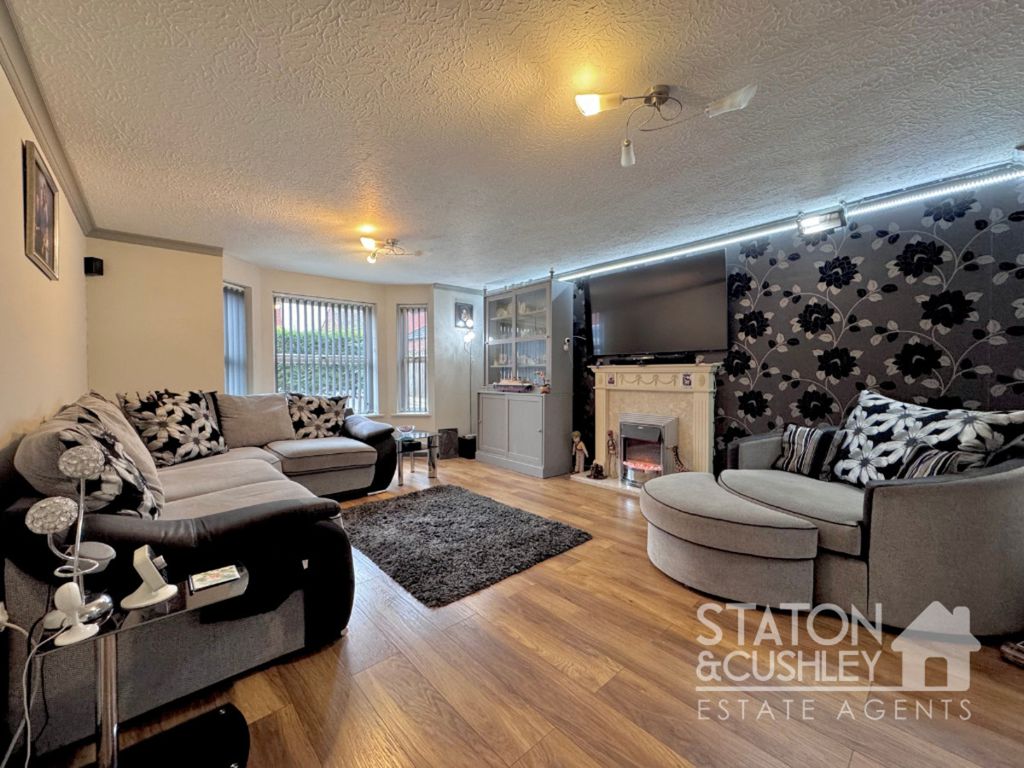 Property photo 3 of 34