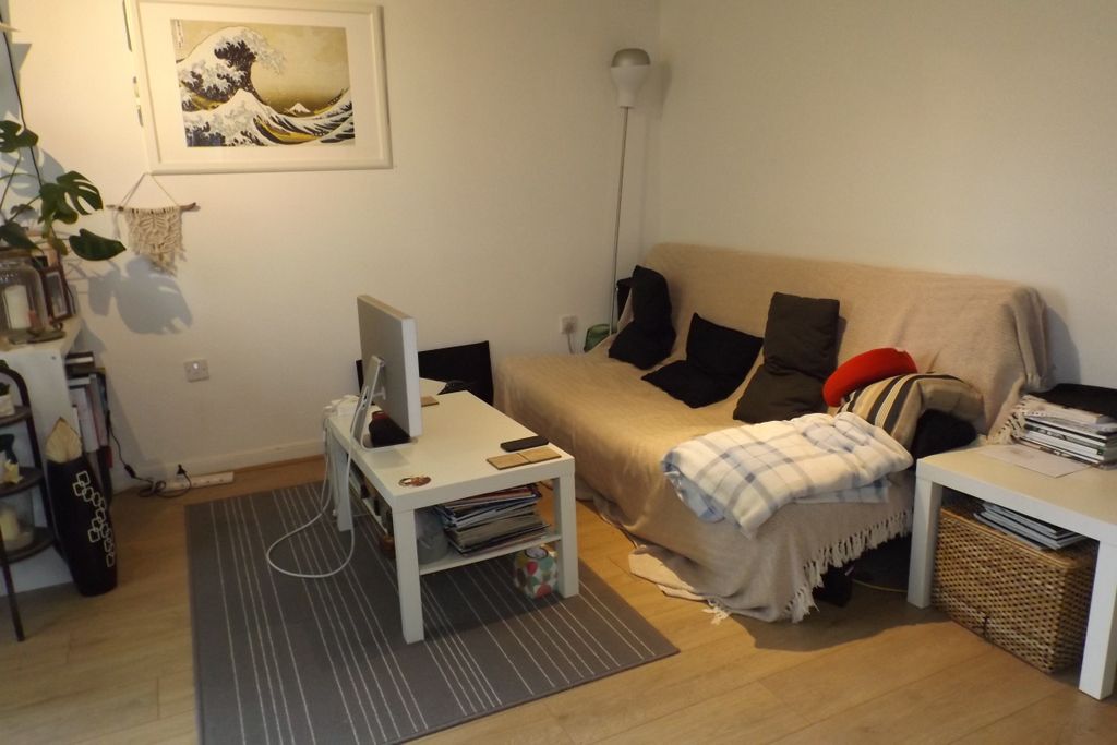 Property photo 2 of 9