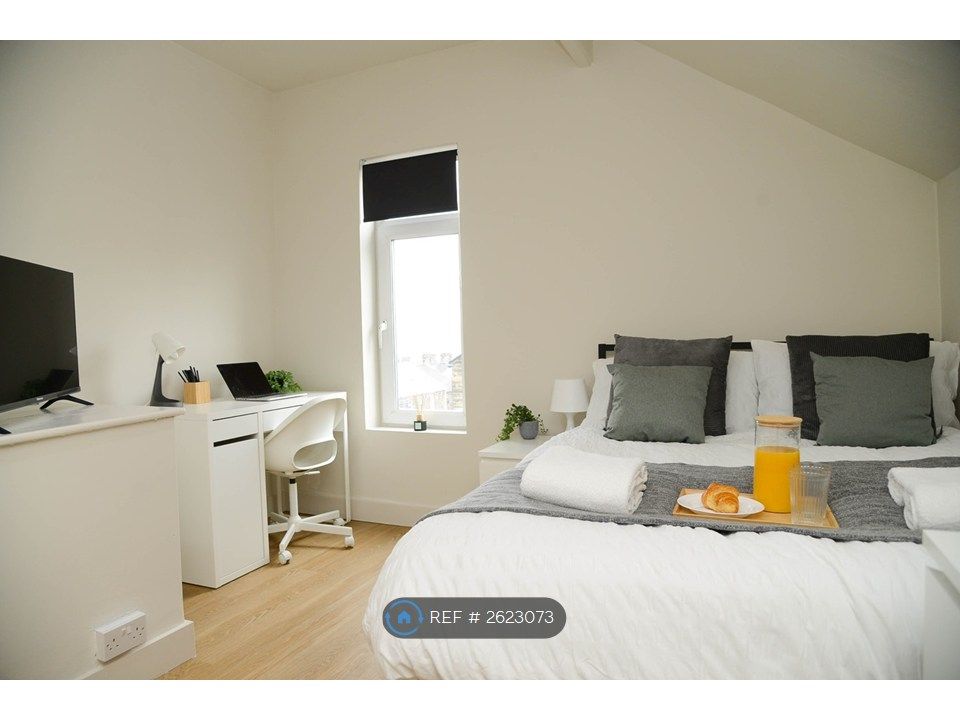 Property photo 1 of 13 Bedroom 4