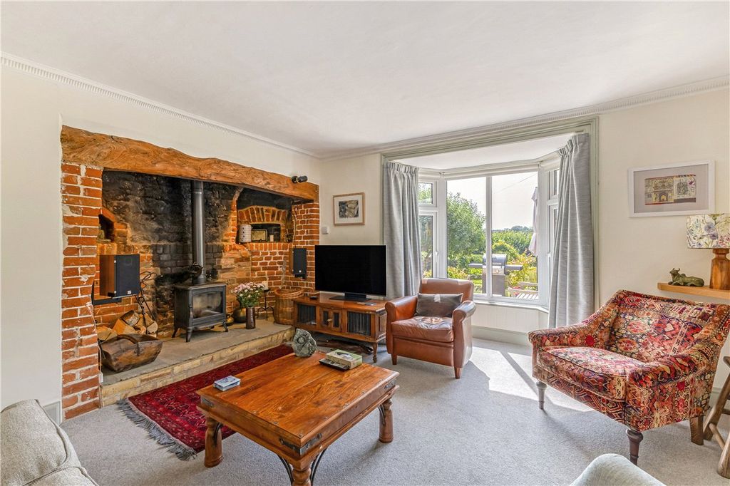 Property photo 3 of 25 Sitting Room